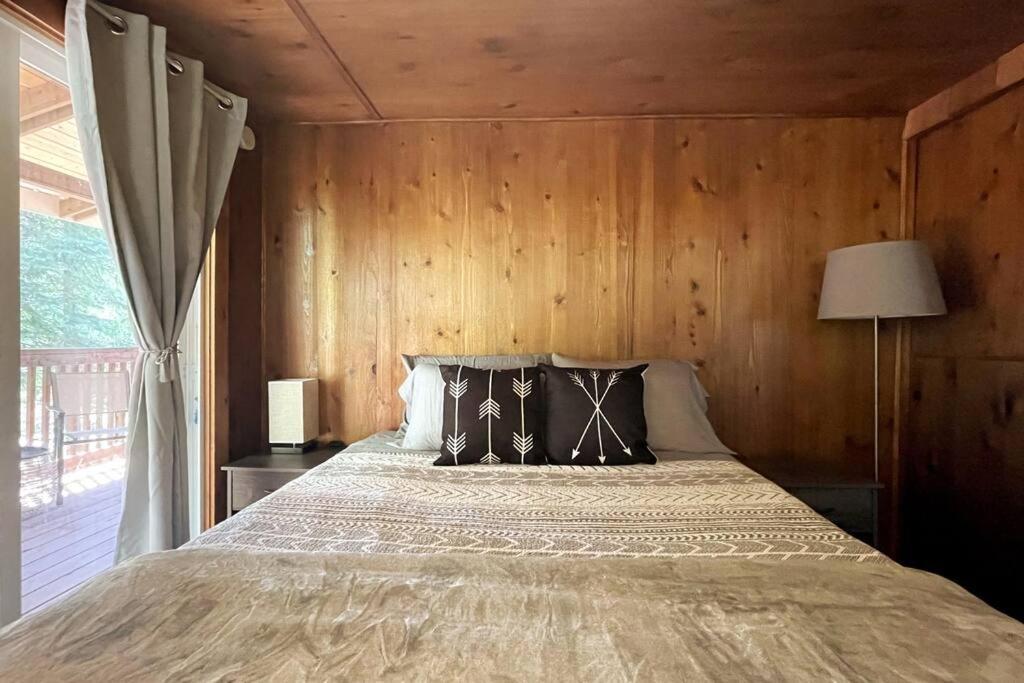 The Cabin In 팩우드 외부 사진