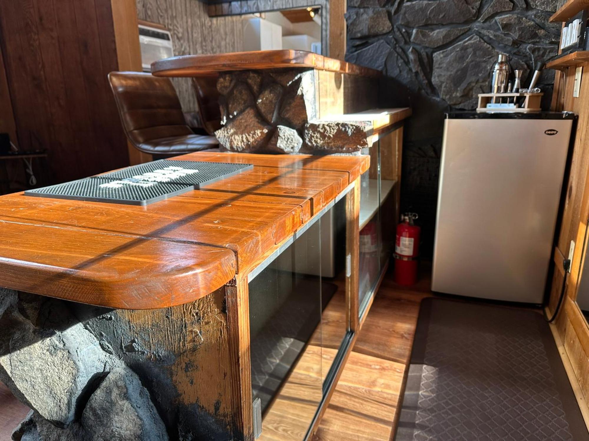 The Cabin In 팩우드 외부 사진