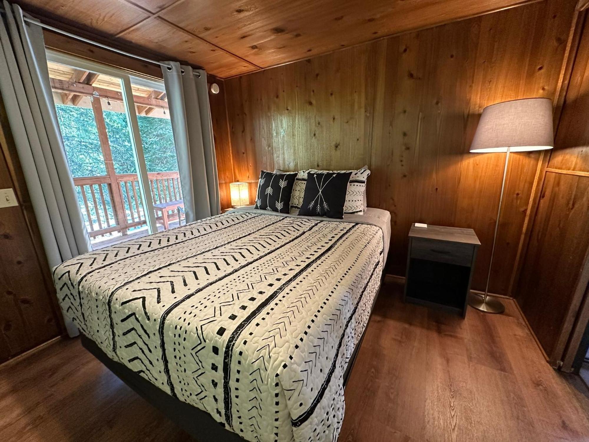 The Cabin In 팩우드 외부 사진